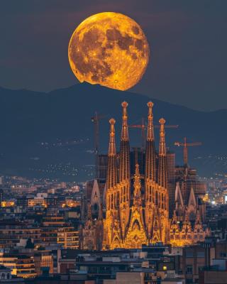 Spain Tour Package – Best Spain Holiday Packages | Explore Barcelona, Madrid & Spanish Beaches with E Tour Partner