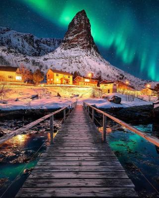 Best Countries to See Northern Lights 2026 | Aurora Borealis Tours | E Tour Partner