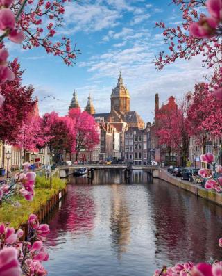 Europe in Spring (2026 Guide): Best Places to Visit, Weather, Festivals & Travel Tips for Indian Travellers