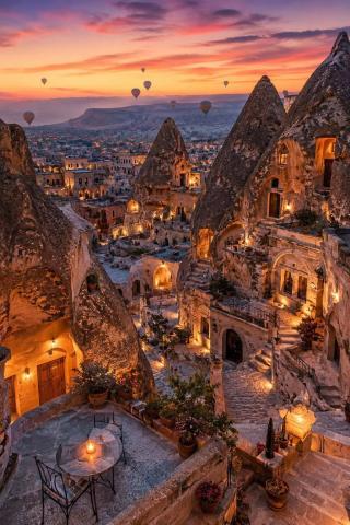 Cappadocia Travel Guide (2026): Best Places, Hot Air Balloons & Travel Tips | E Tour Partner